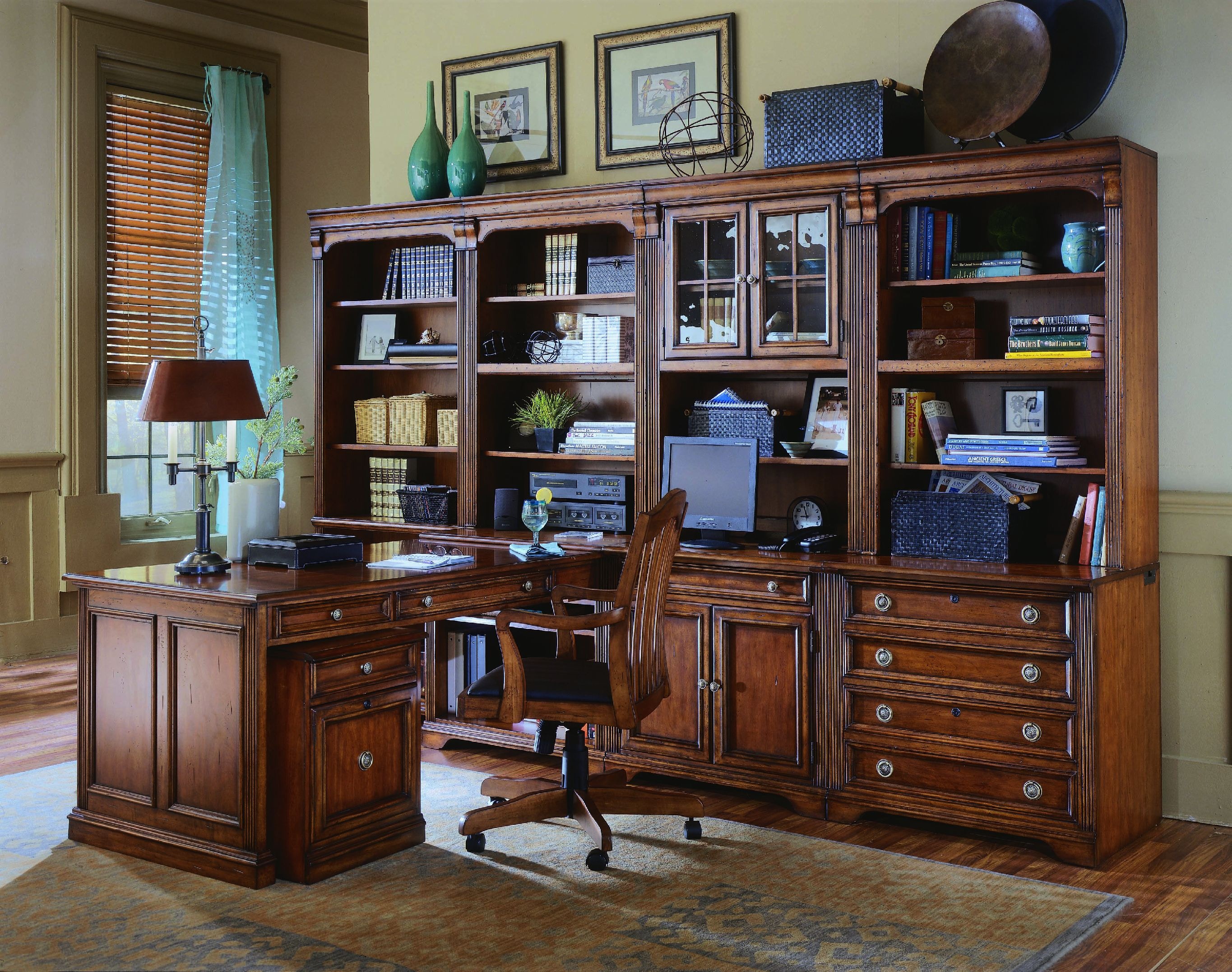 Hooker Furniture Home Office Brookhaven Peninsula Desk 28110411