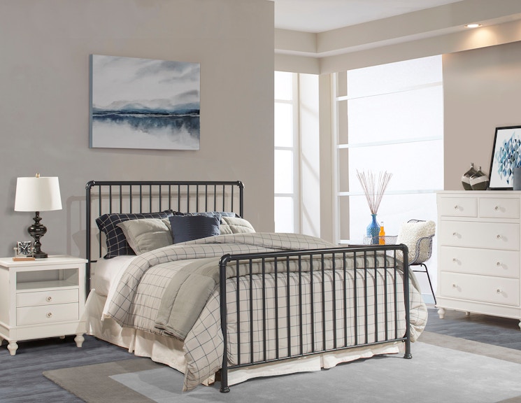 Hillsdale Furniture Youth Brandi Bed Set Full Bed Frame Not