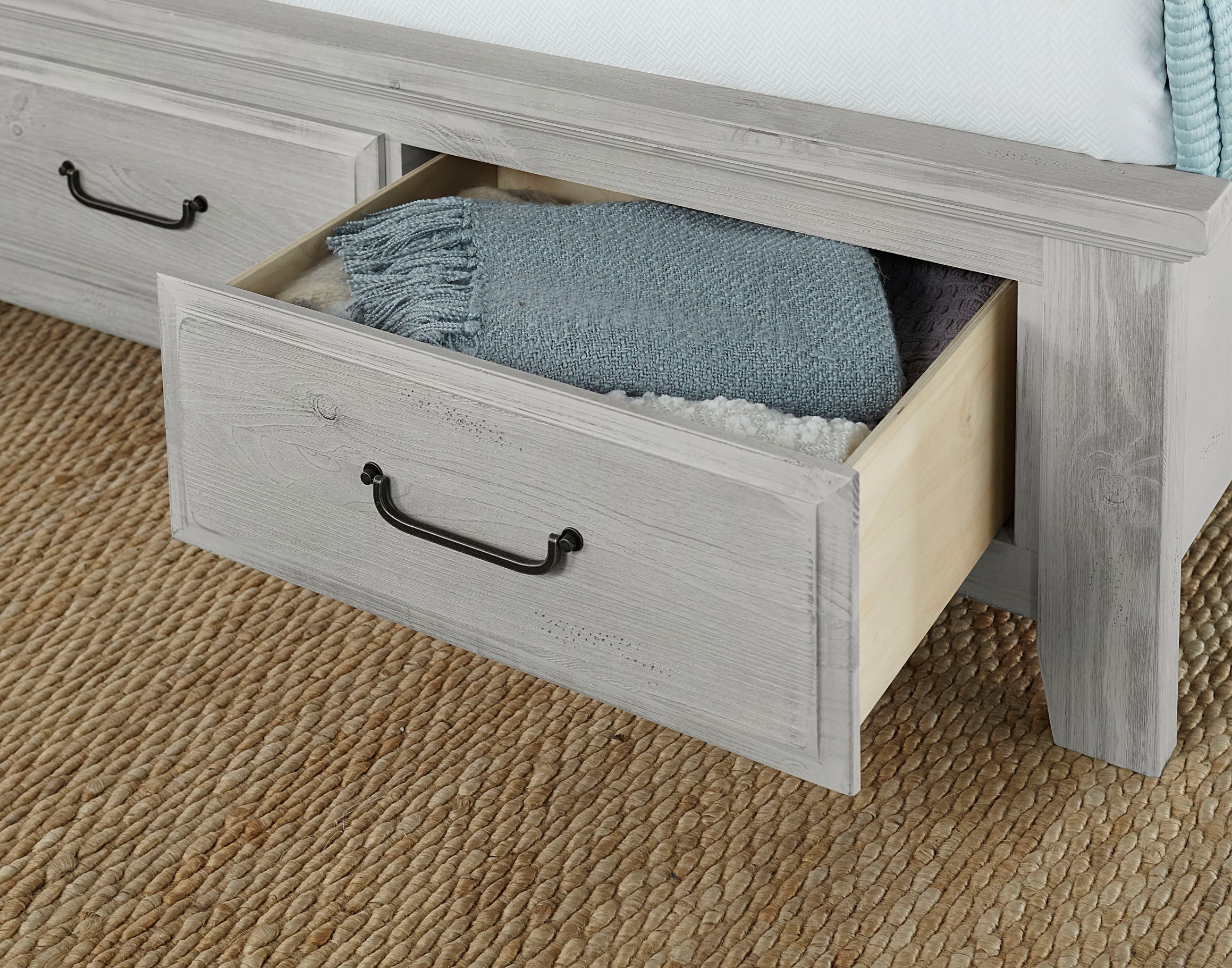 Vaughan Bassett Furniture Company Bedroom Storage Rails 5 0 And 6