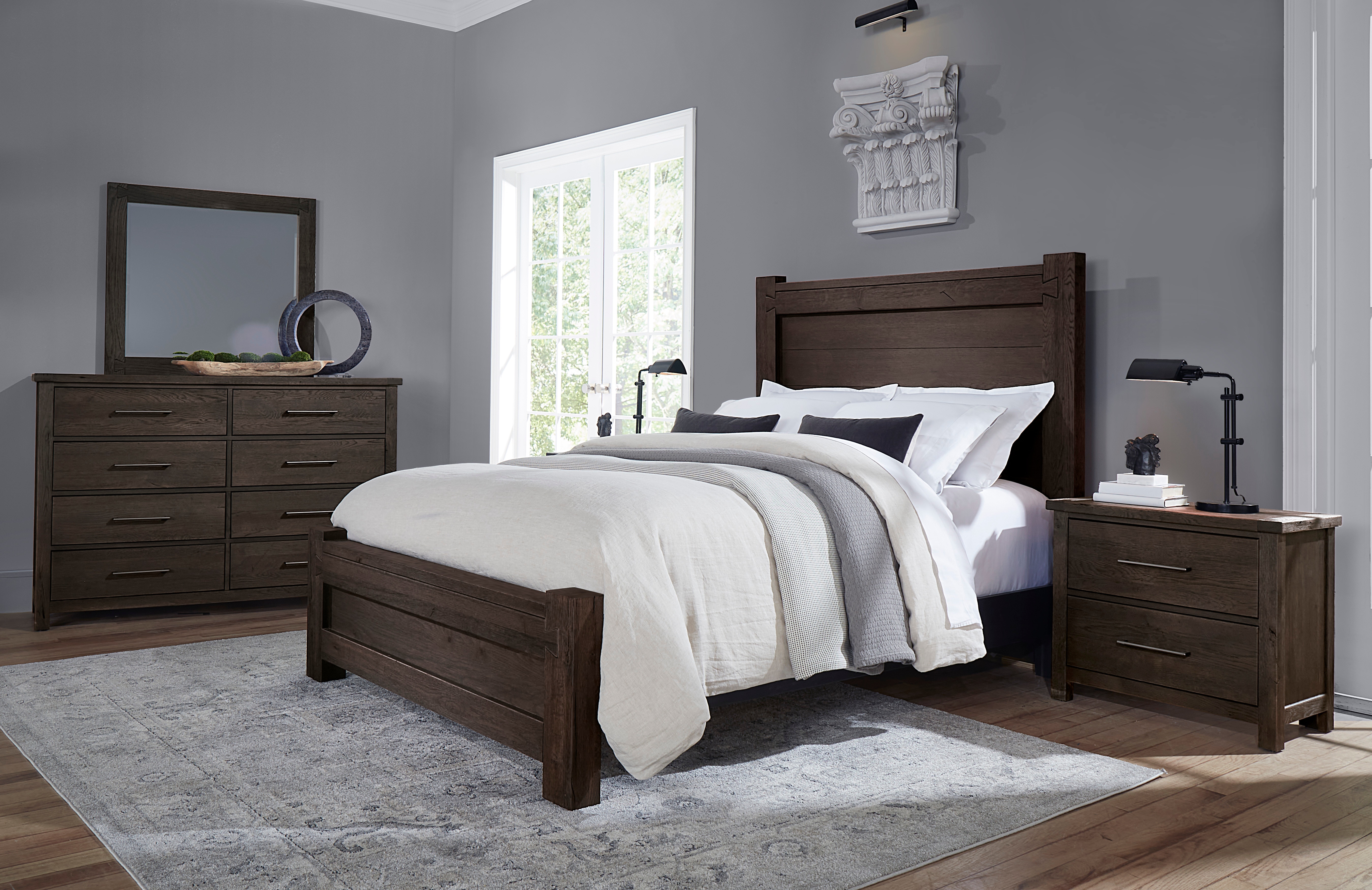 VaughanBassett Furniture Company Bedroom King Poster Bed With Poster Footboard 750668866922MS2
