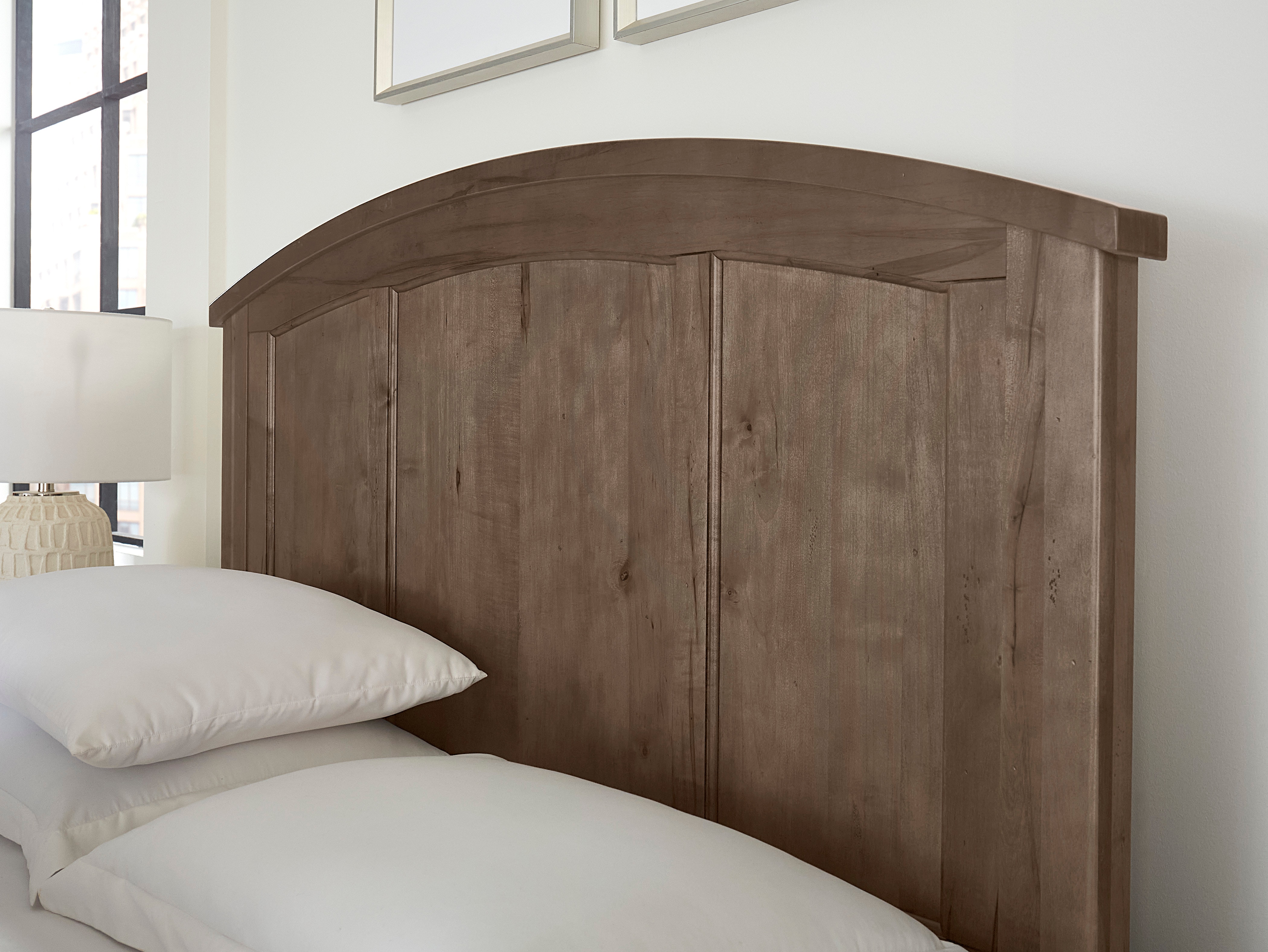 Vaughan-Bassett Furniture Company Bedroom King Arch Bed With