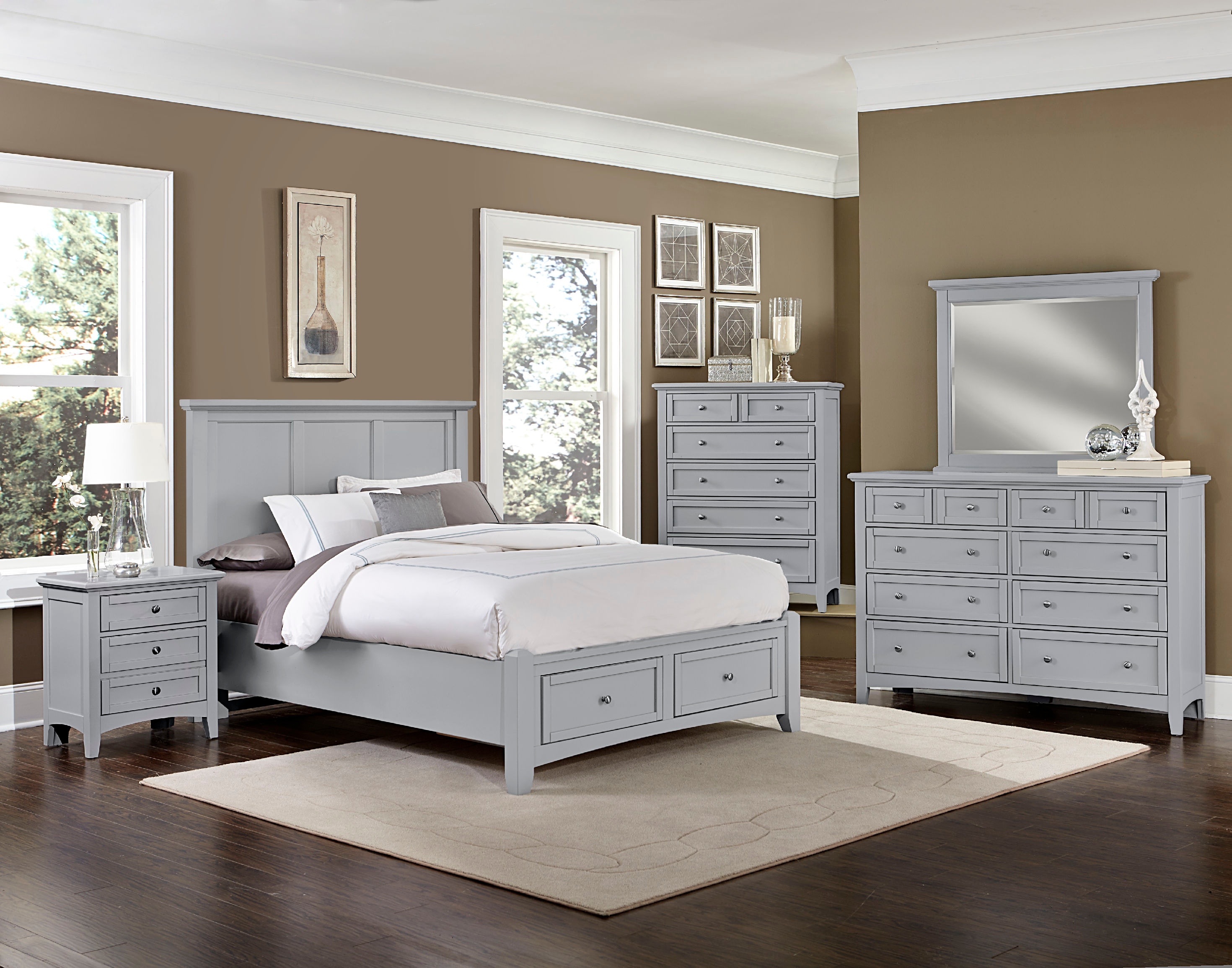 Vaughan-Bassett Furniture Company Bedroom Triple Dresser - 8 Drwr
