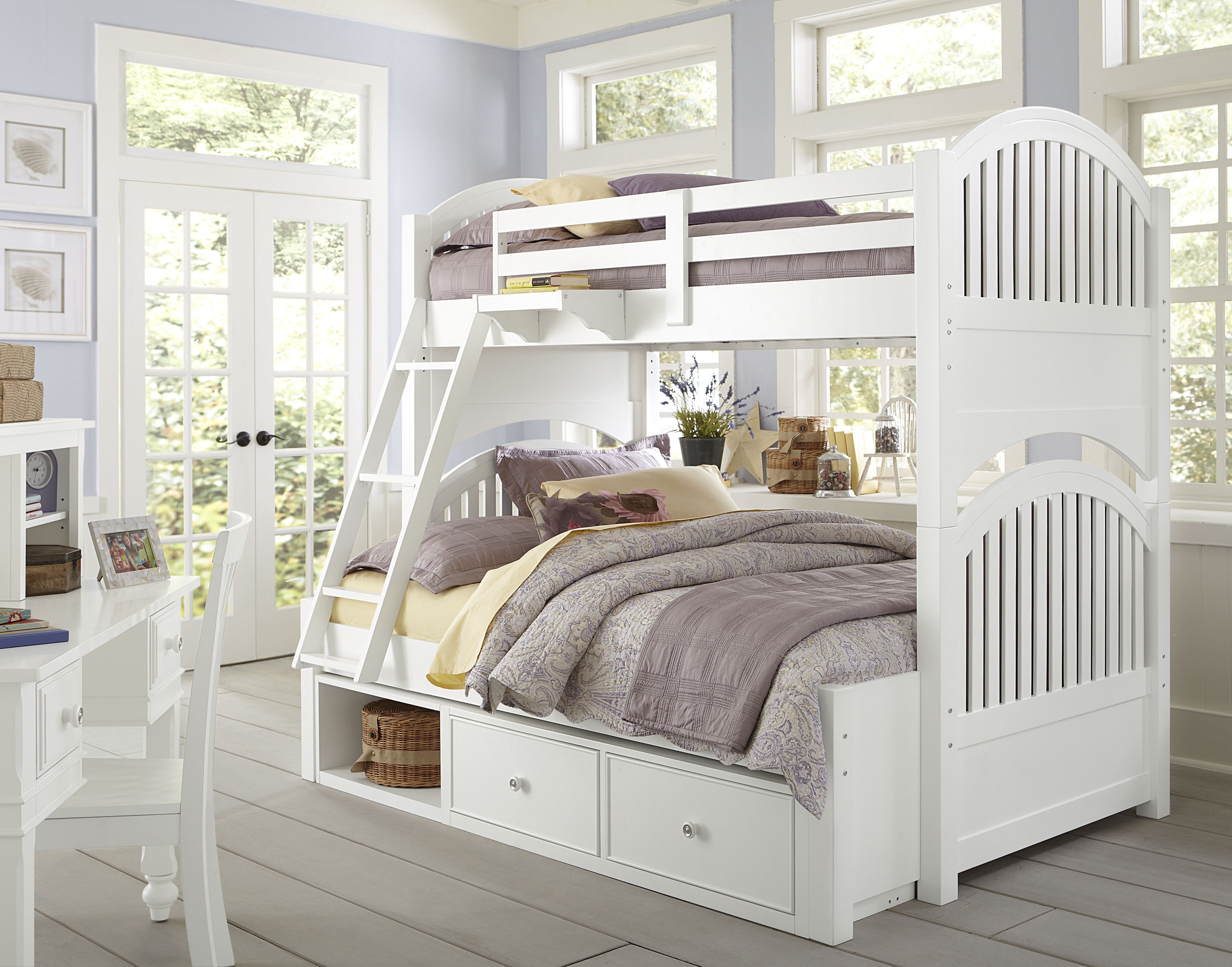 Twin bedding sets for bunk outlet beds