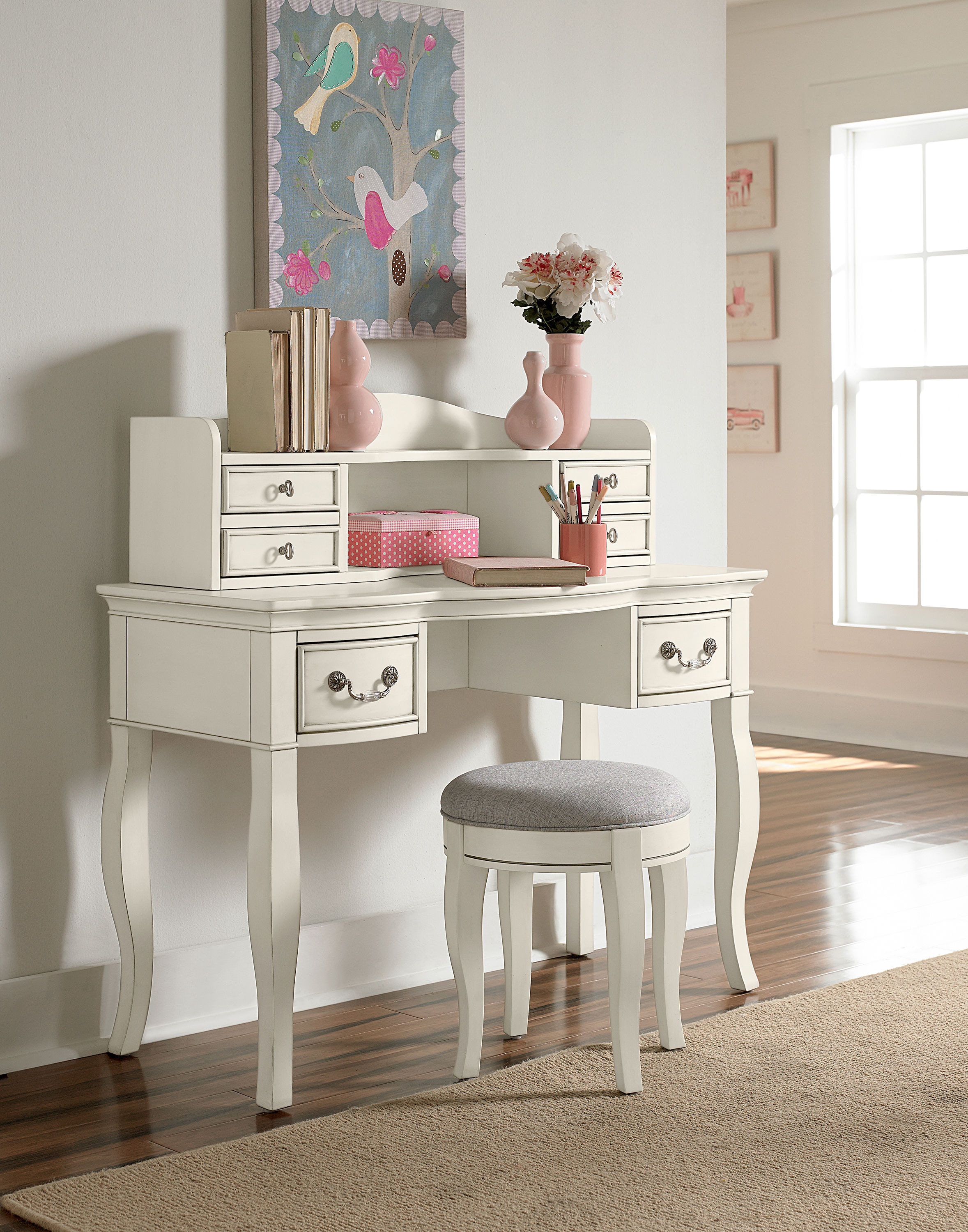 Solano desk with deals hutch