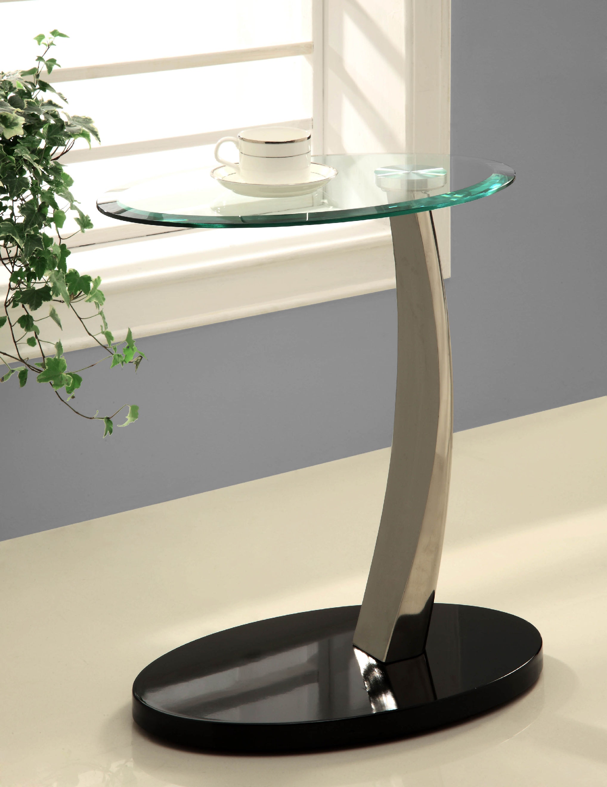 Powell Furniture Living Room Brushed Chrome Black Poly And Glass Oval Chairside Table 317 892