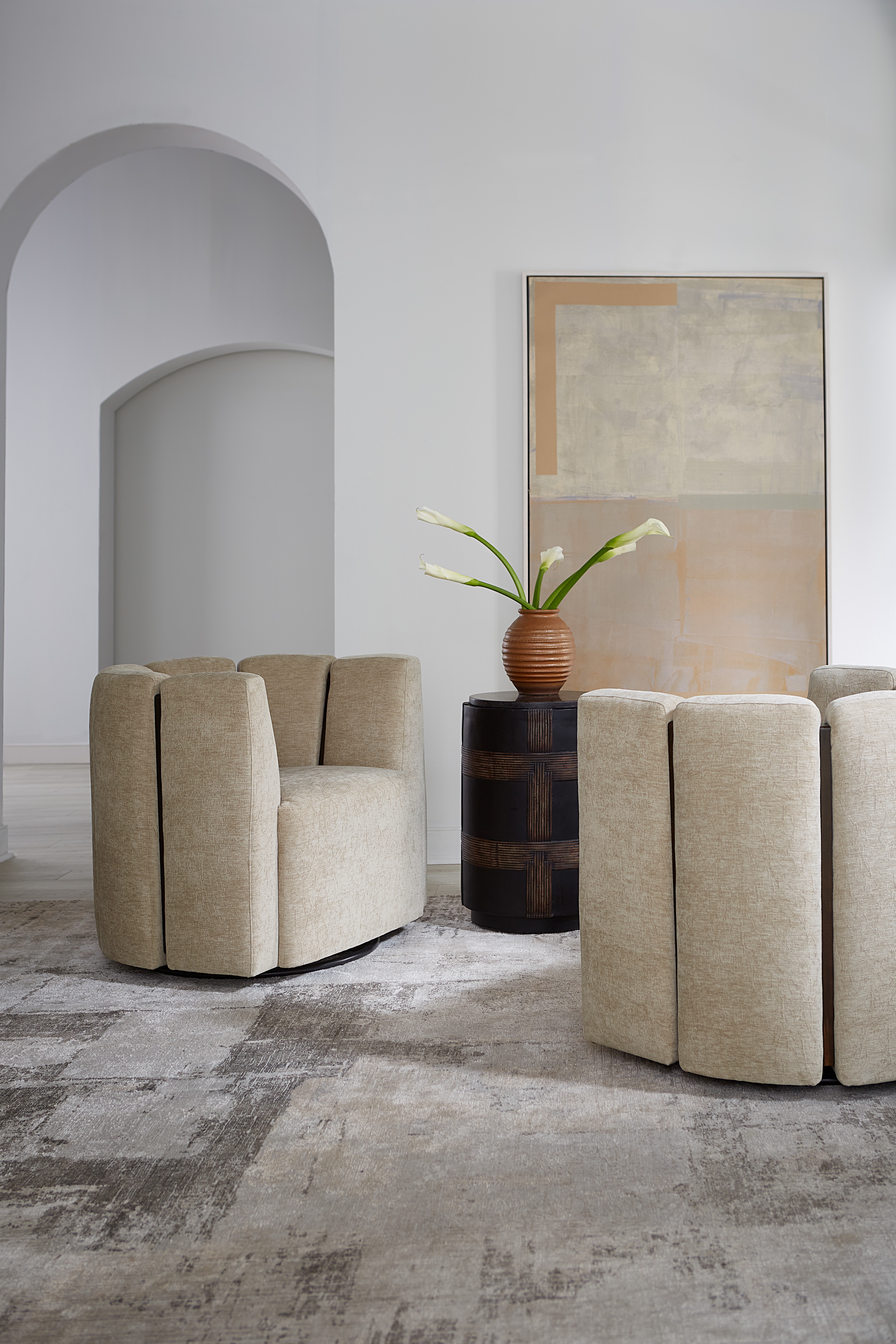 HF Custom Chichi Swivel Chair 1634