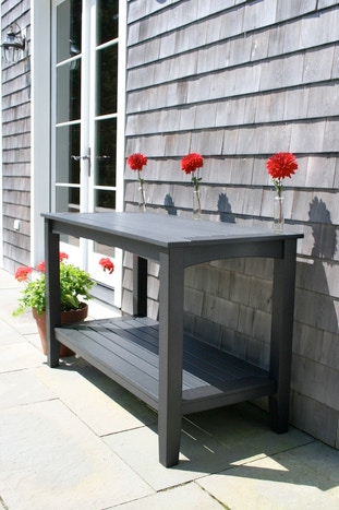 long outdoor buffet table