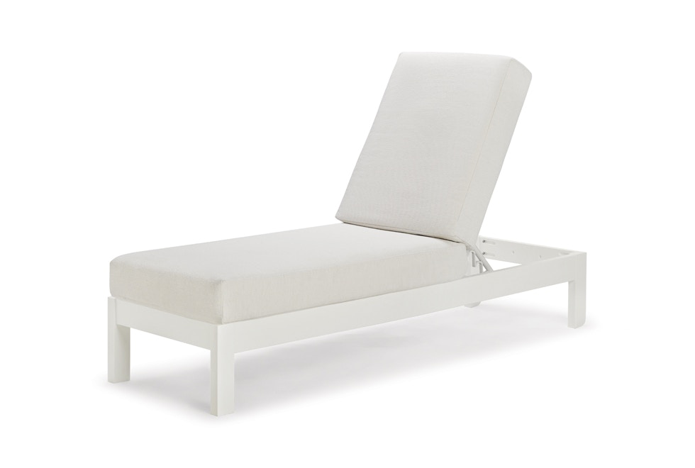 Telescope Casual Furniture Leeward MGP Cushion Three Position Lay-flat Armless Chaise 86N0