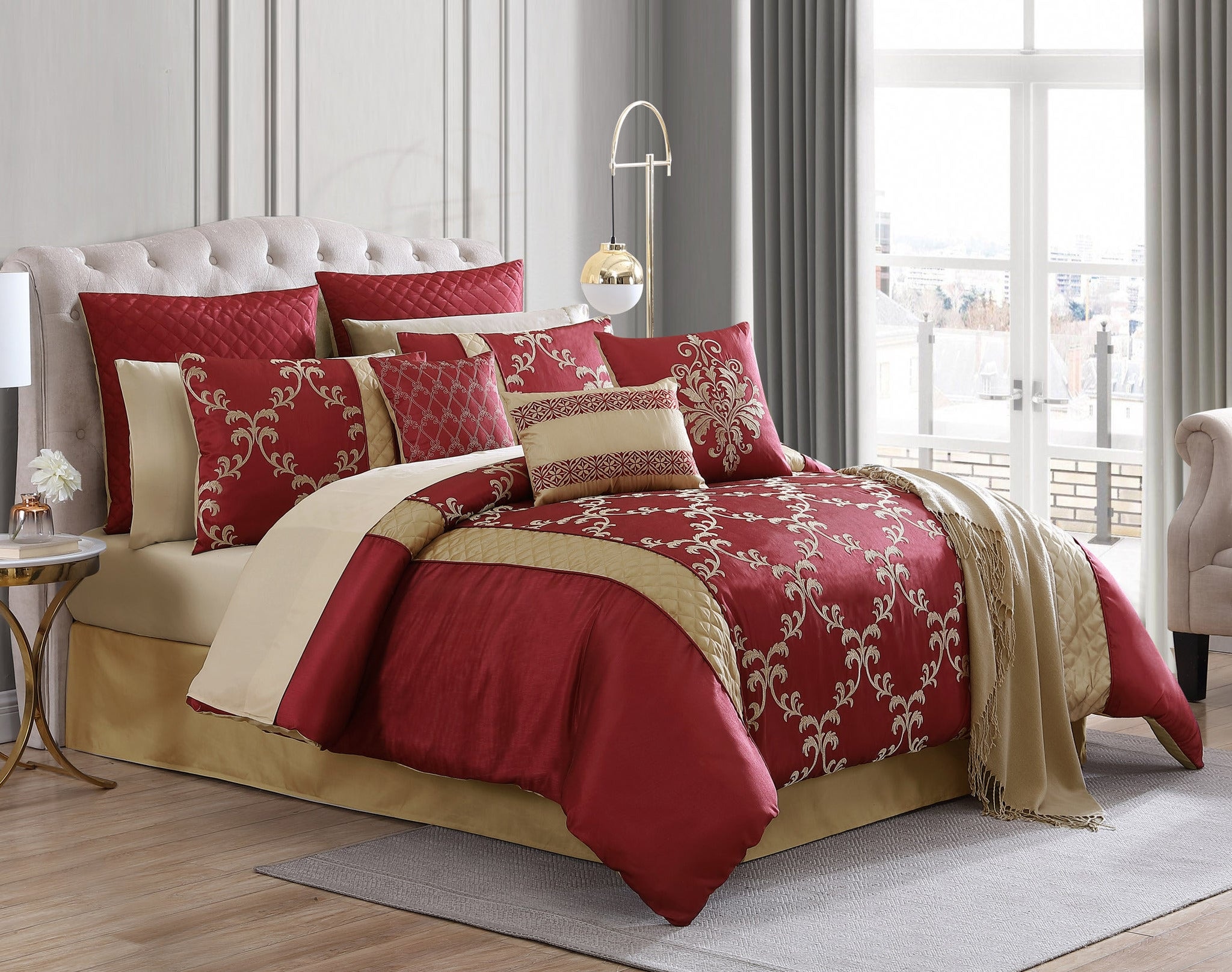 Hallmart Collectibles Bedding Essentials Gracyn Red/Gold 14 PC