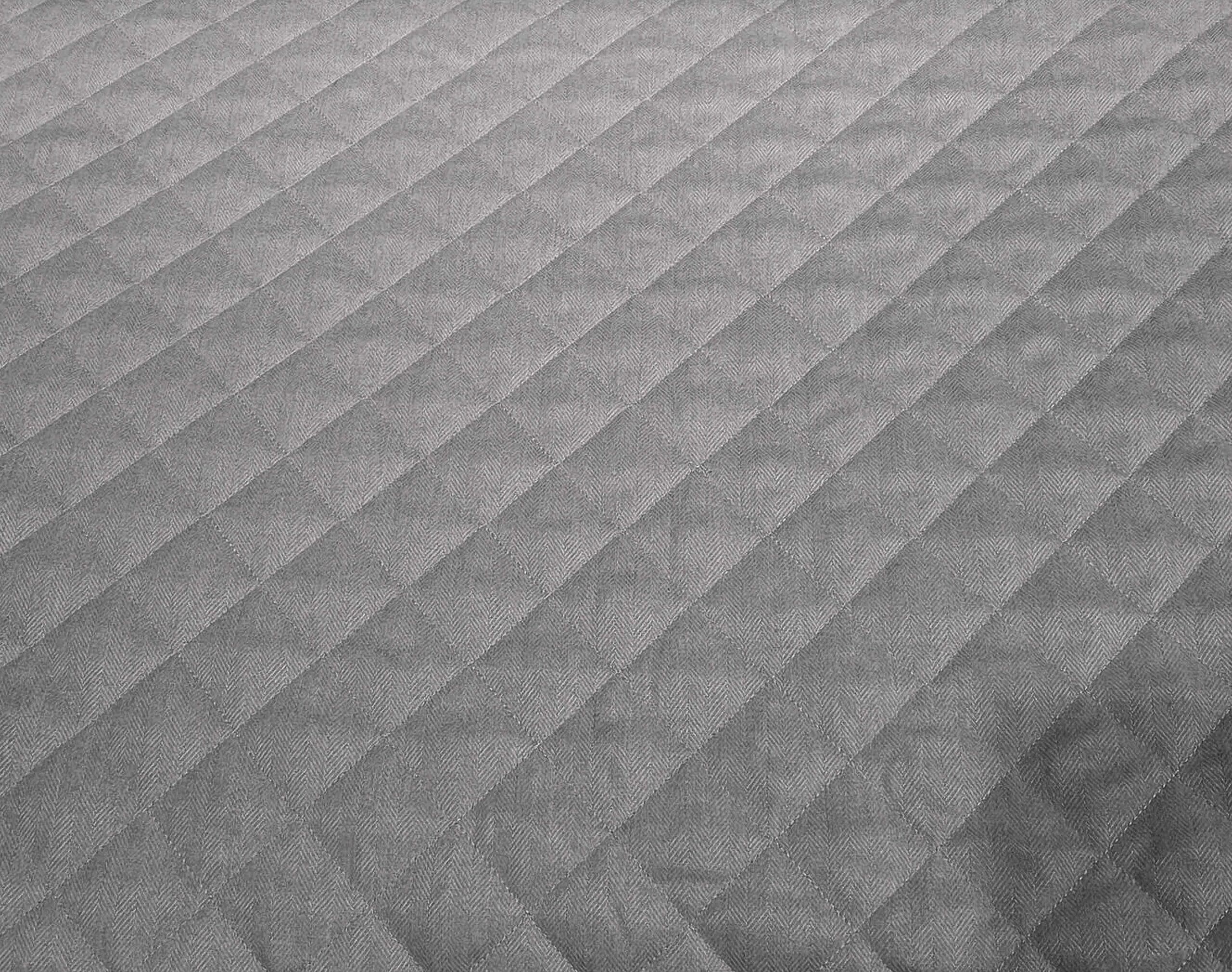 Hallmart Collectibles Hawthorne Gray 3 pc Queen Coverlet SetFEB 10-20-2025 25985