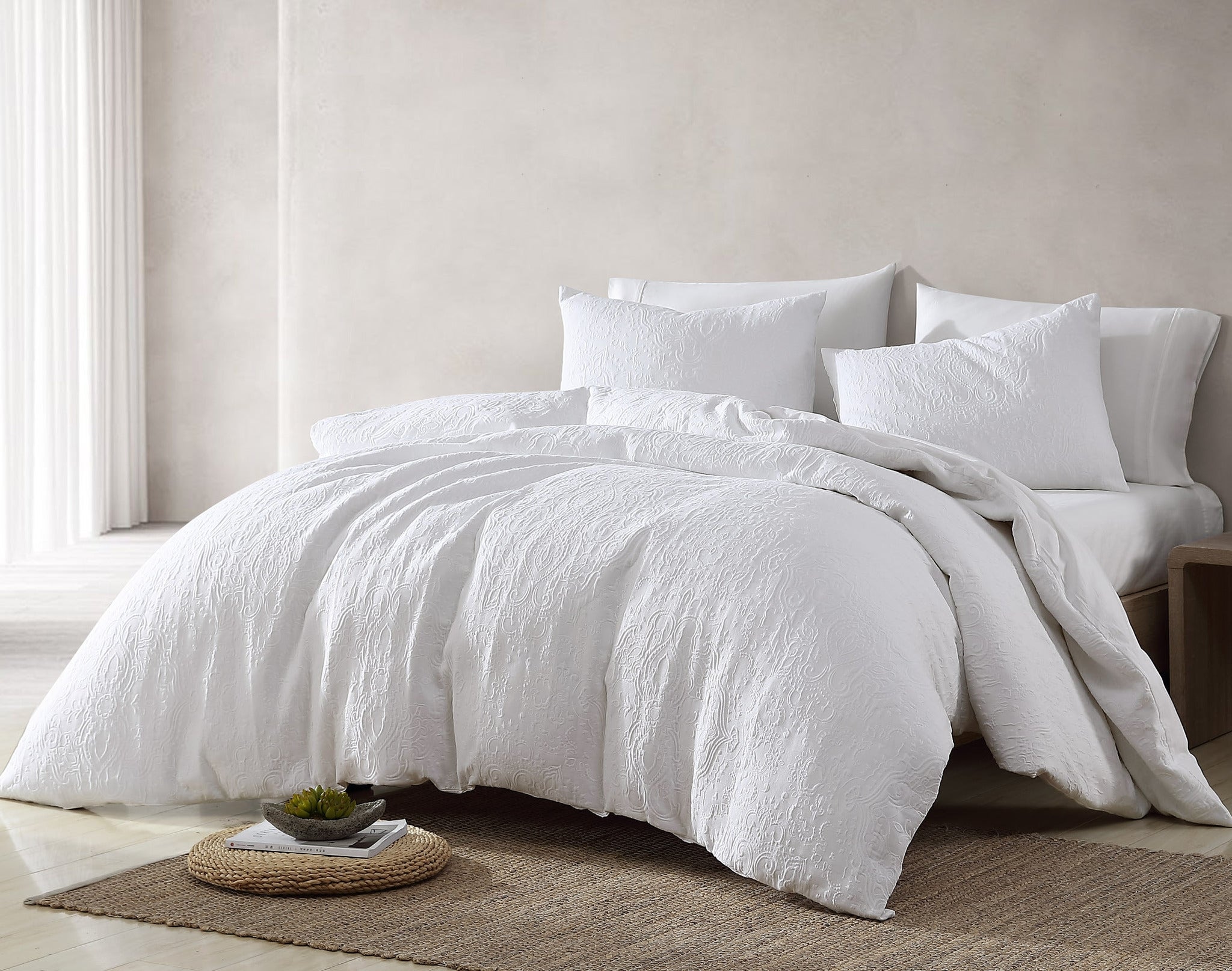  Maddie Matelasse 4 pc Queen Comforter Cover Set 85152