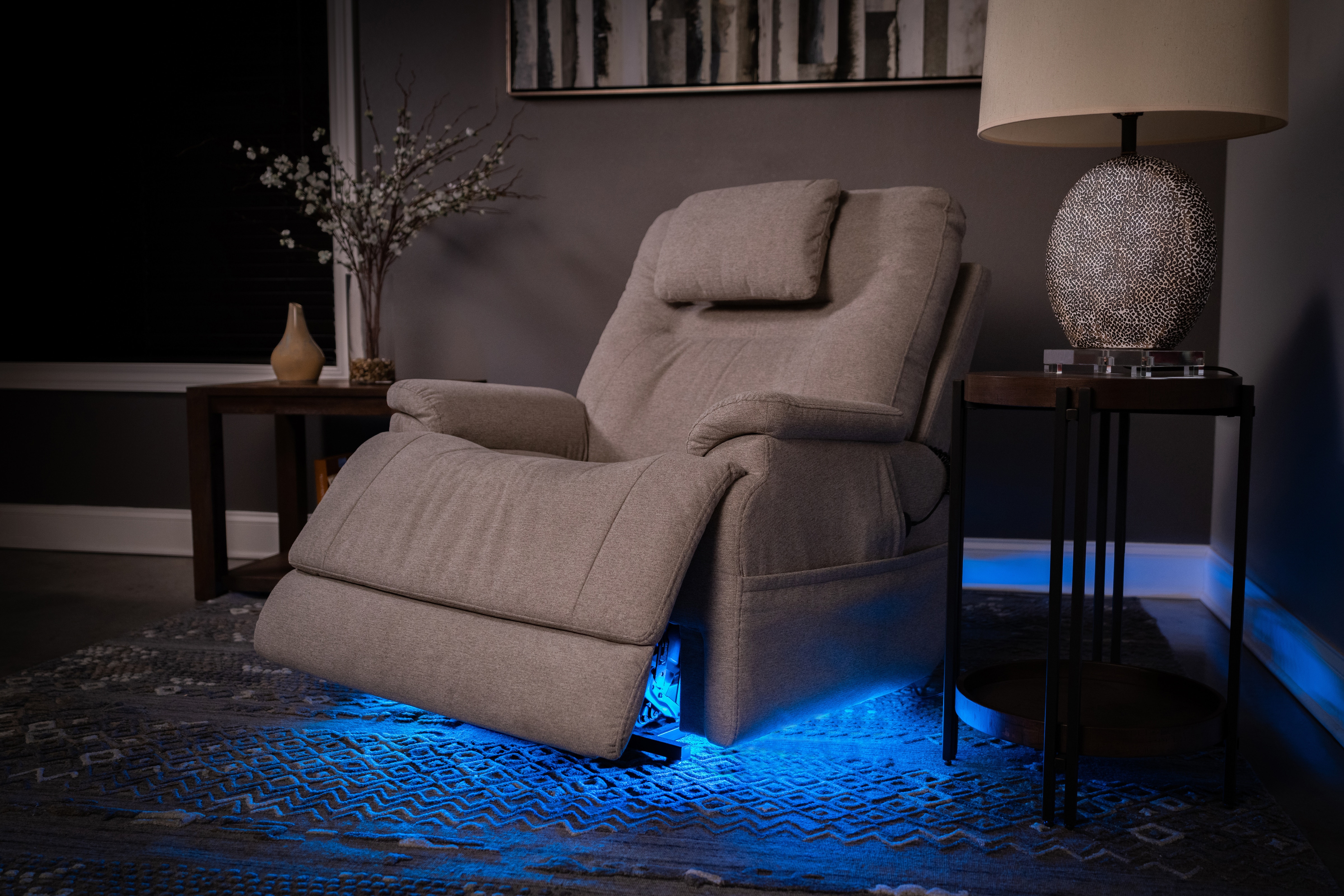 Flexsteel Living Room Power Lift Recliner with Power Headrest and