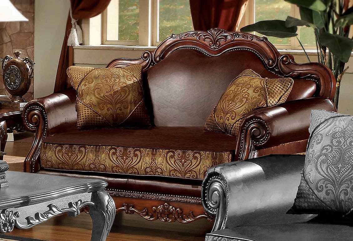  Dresden Loveseat With 2 Pillows 