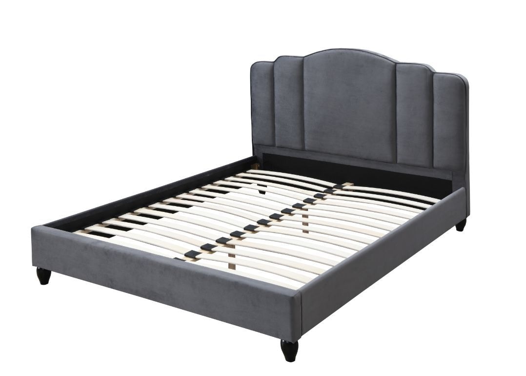  Giada Queen Bed 