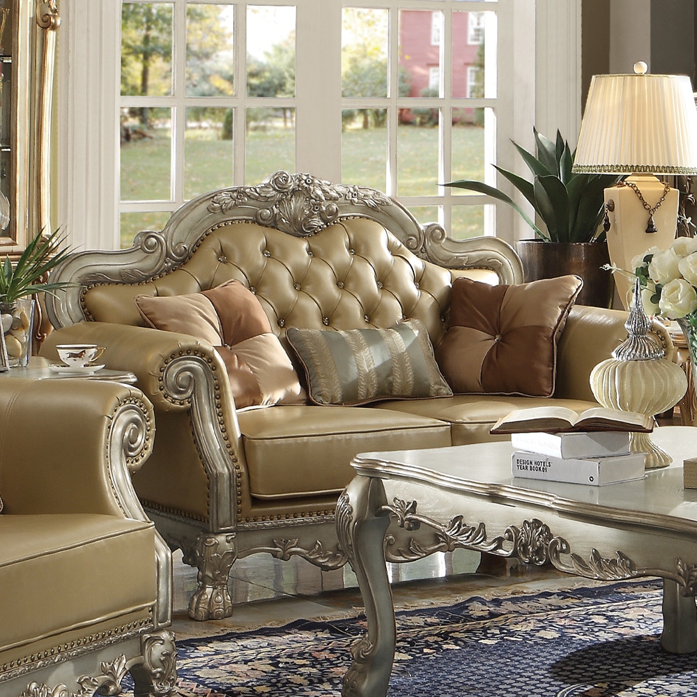  Dresden Loveseat With 3 Pillows 