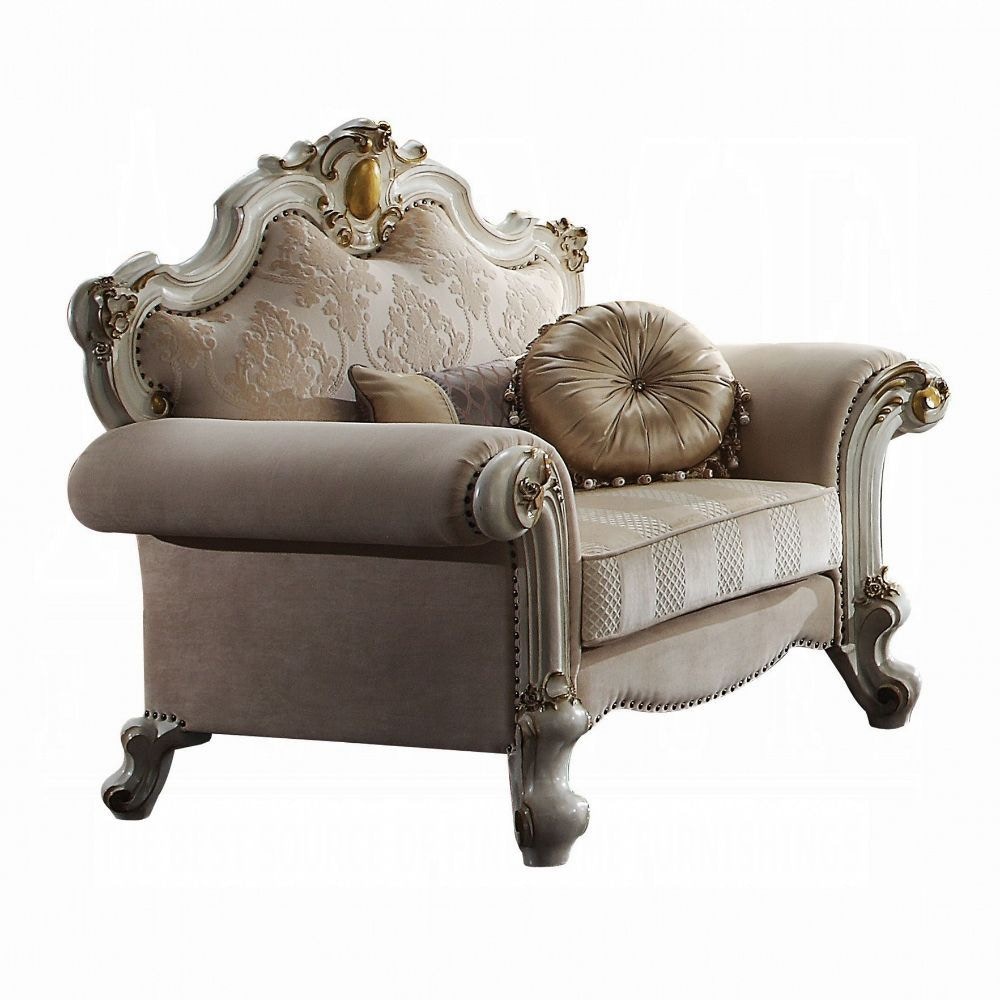  Picardy Chair With 2 Pillows 