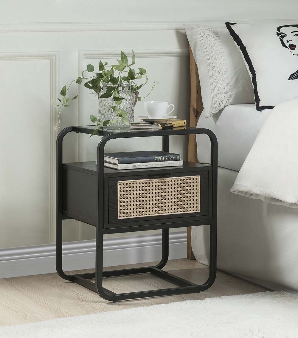  Colson Accent Table 