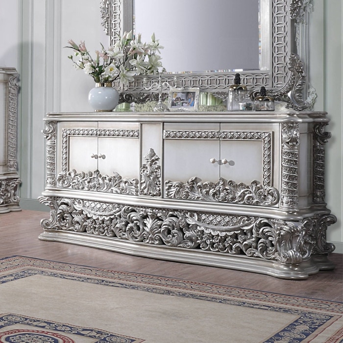  Valkyrie Dresser 