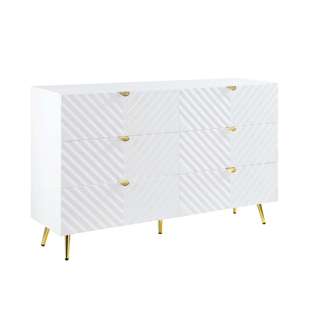  Gaines Dresser 