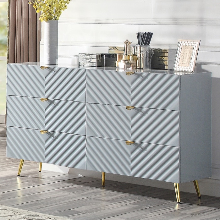  Gaines Dresser 
