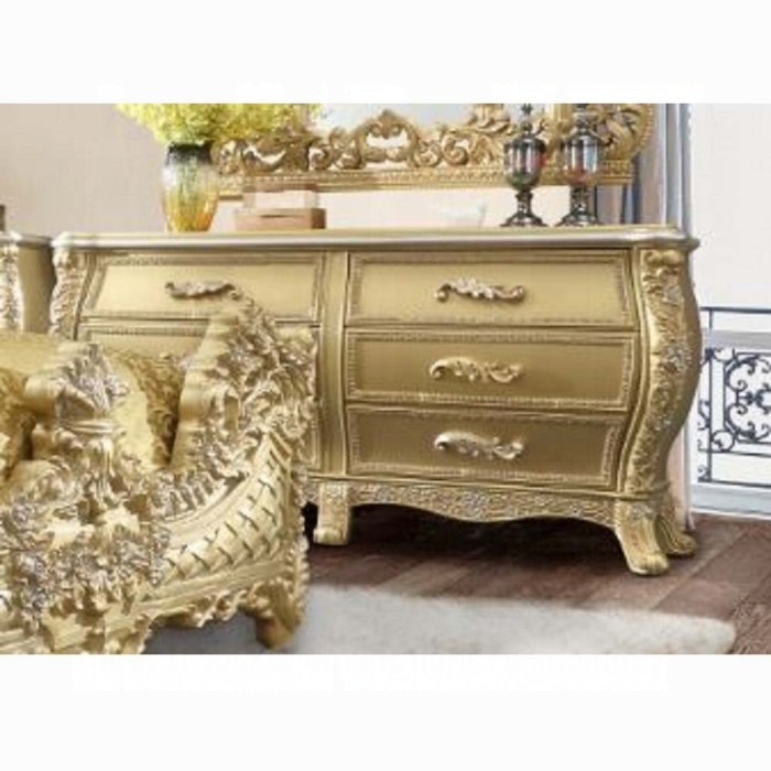  Cabriole Dresser 