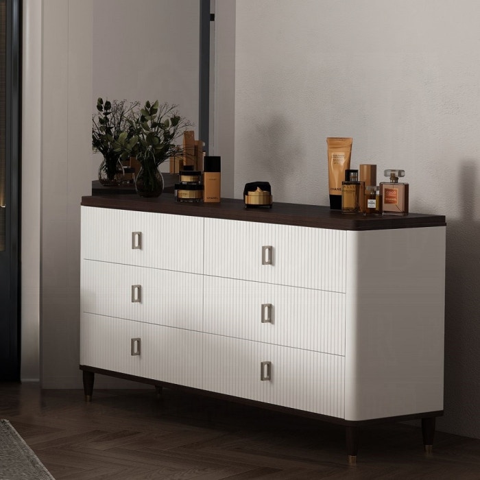  Carena Dresser With Jewelry Tray 