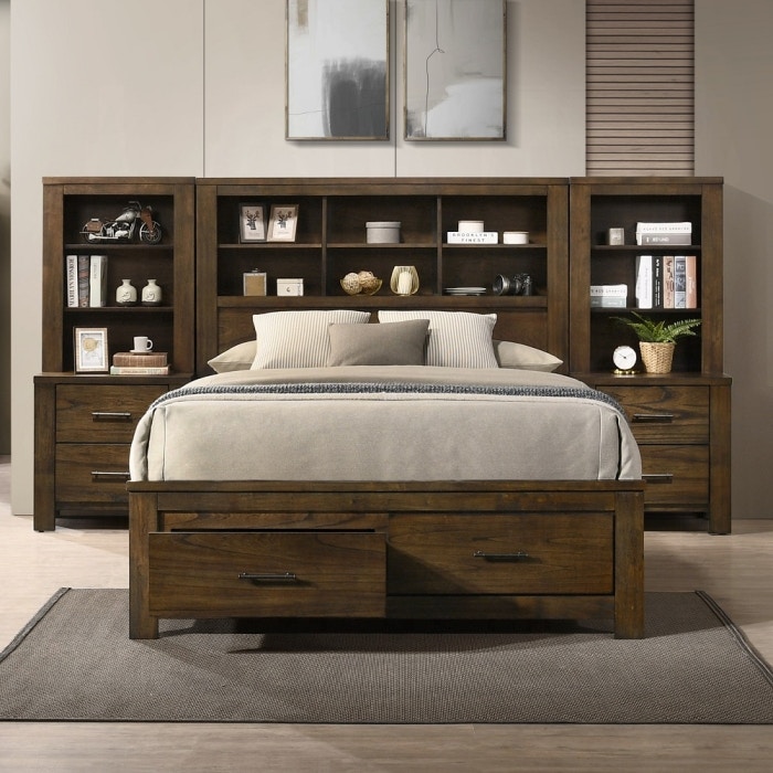 Merrilee II Queen Bed With Storage 
