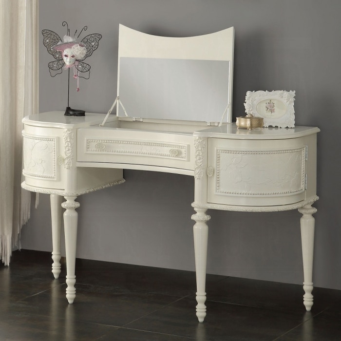 Dorothy Vanity Desk and Mirror 