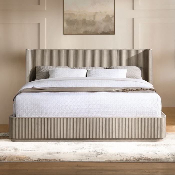  Leanna Queen Bed 