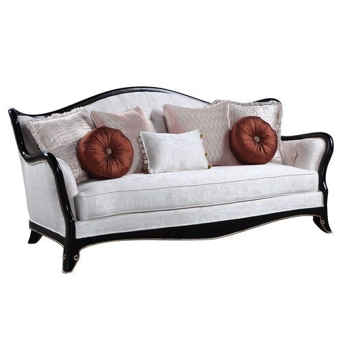  Nurmive Sofa With 7 Pillows 
