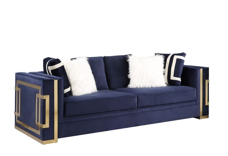  Virrux Sofa With 6 Pillows 