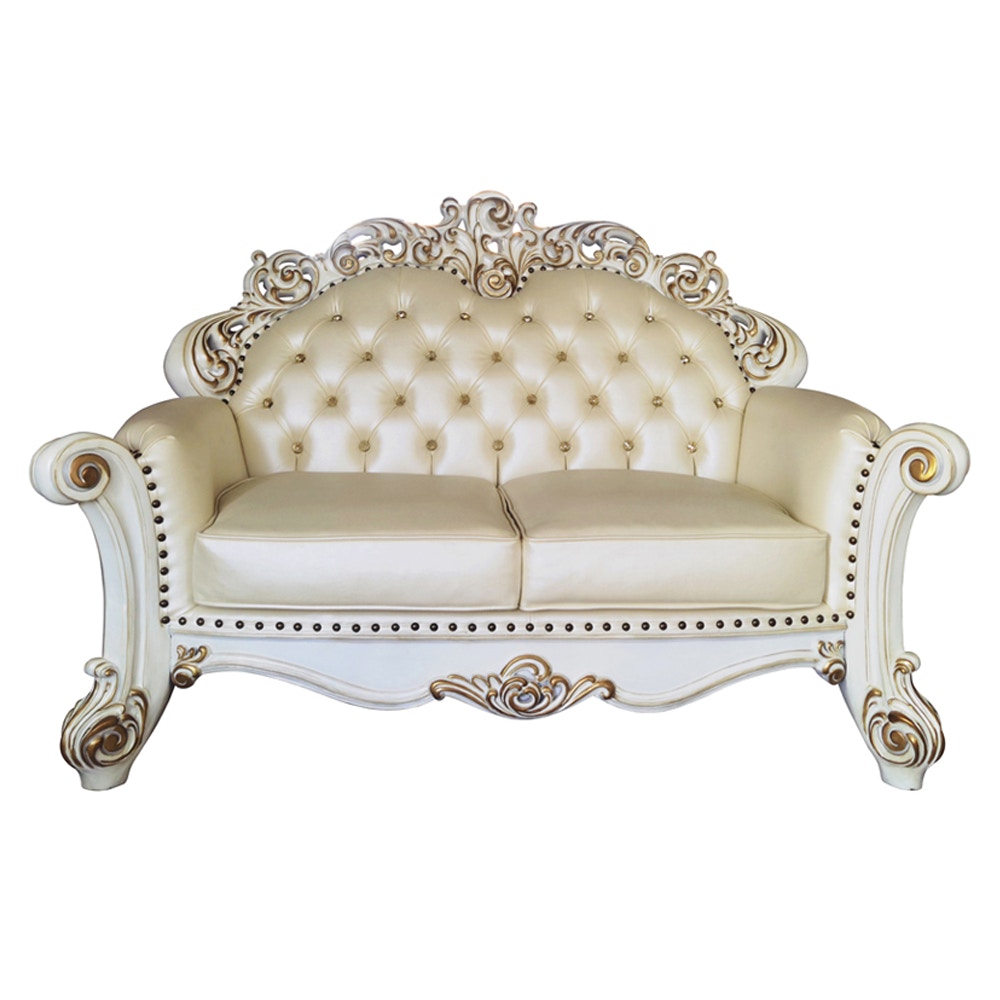  Vendome Loveseat With 3 Pillows 