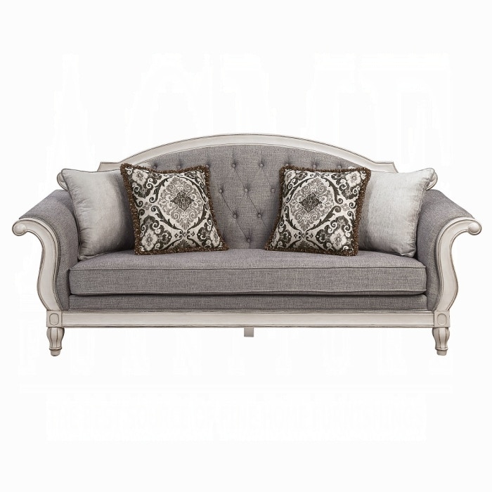  Florian Sofa With 4 Pillows 