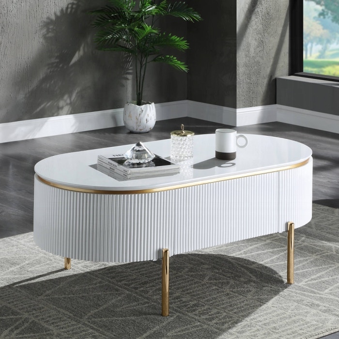  Daveigh Coffee Table 