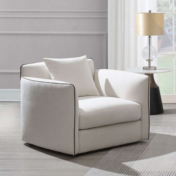  Yolanda Chair with Pillow 