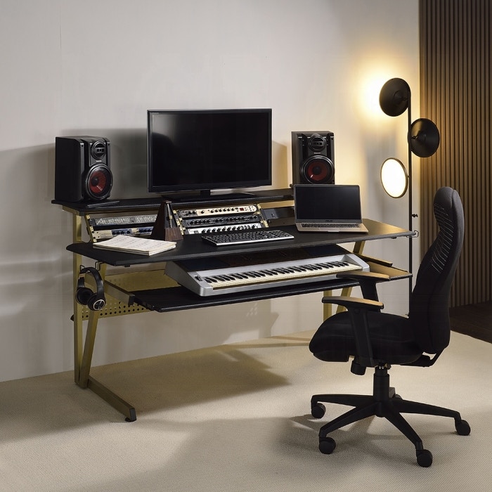  Saida Music Desk 