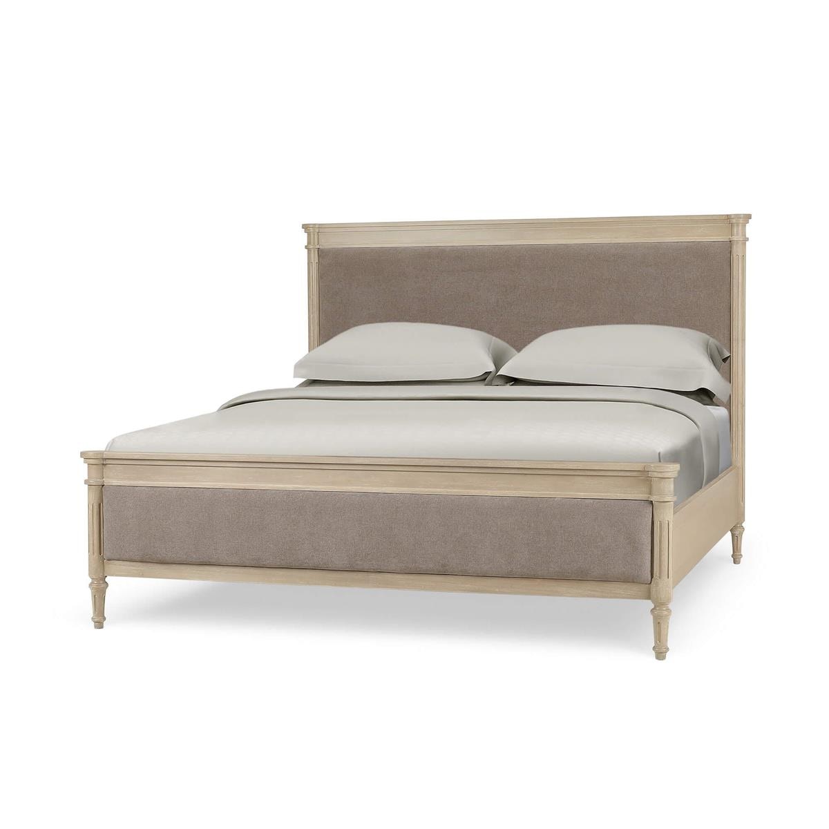 Bramble Kelly Queen Bed 29146