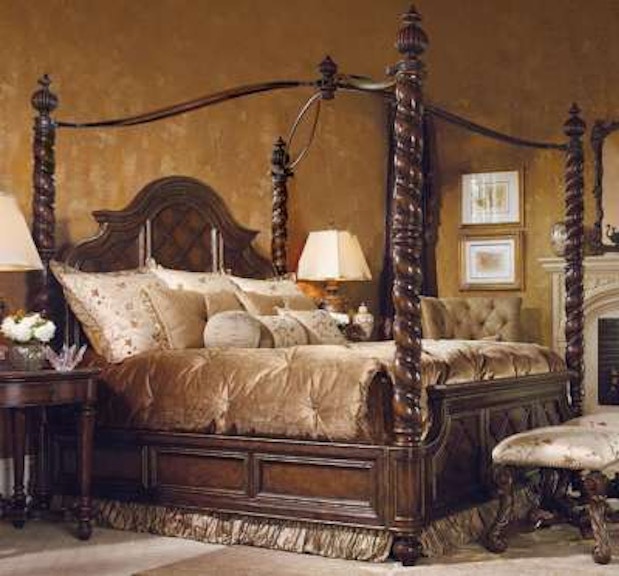 Marge Carson Bedroom Palisades Bedding Package