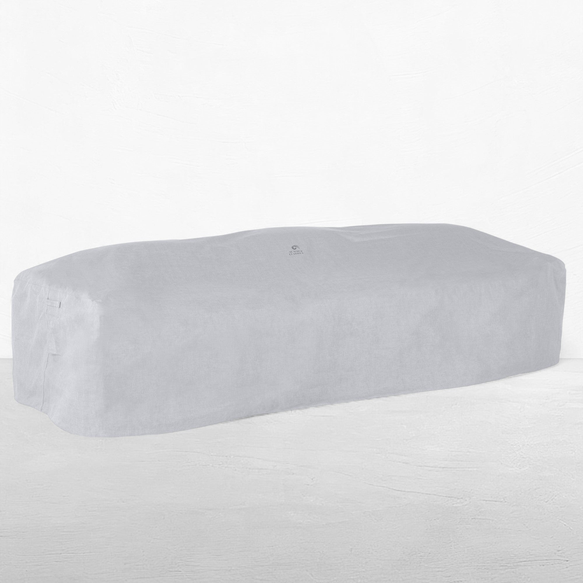 1572