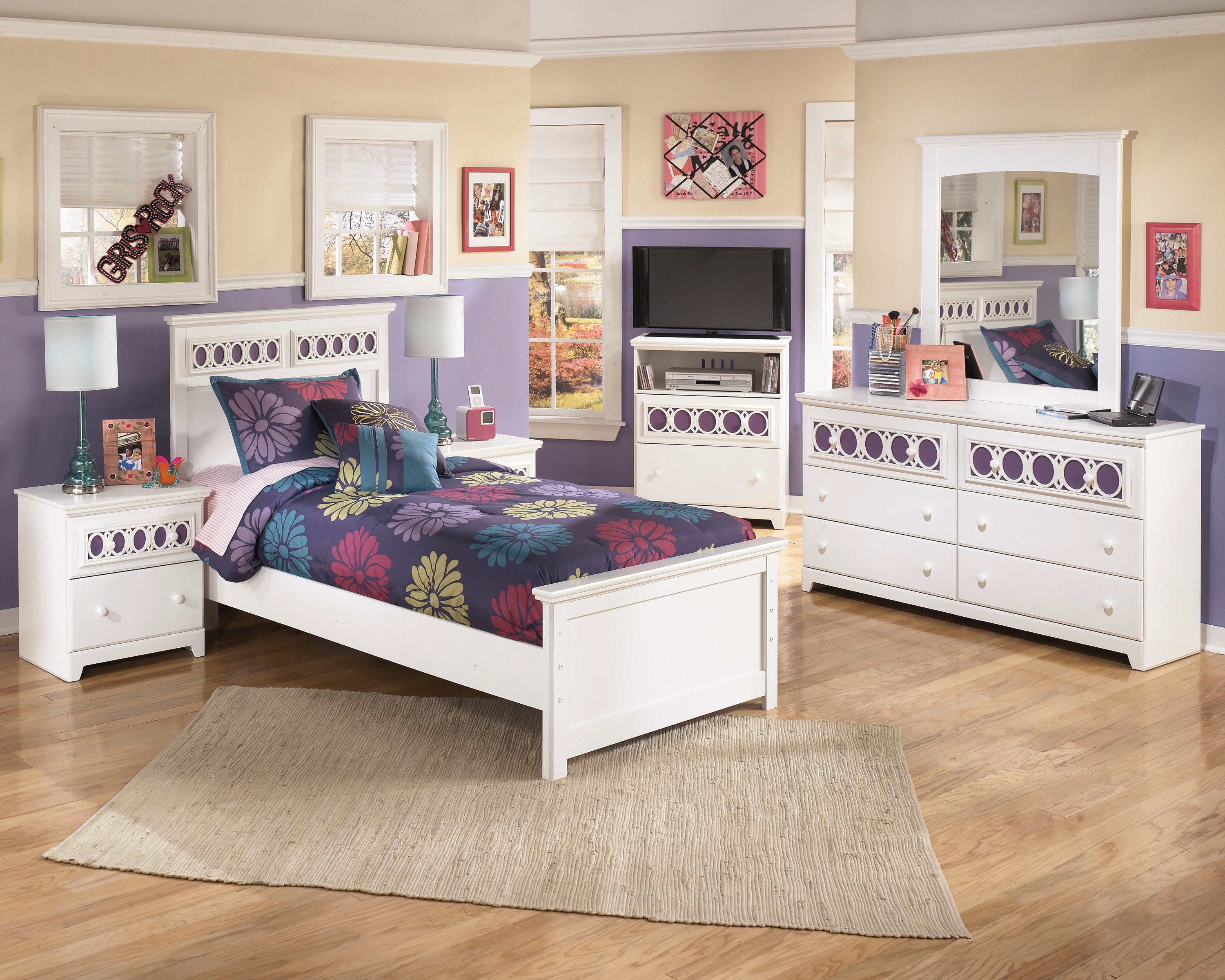 MicroD Dresser, Mirror, Twin Panel Bed, Night Stand B131-21/26/52/53/83/92