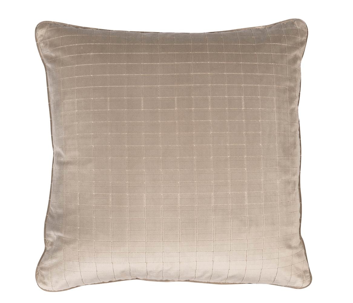  Decorative Pillows 