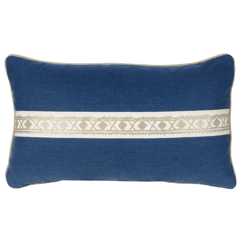  Decorative Pillows 