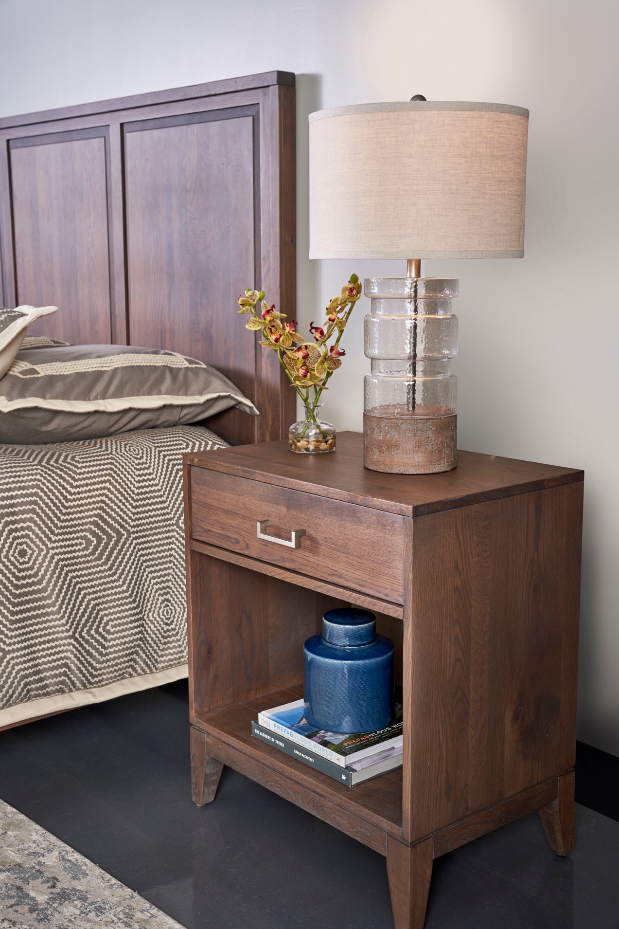 YUTZY WOODWORKING Bedroom Champagne 1 Drawer Nightstand YUTZY WOODWORKING Bedroom Champagne 1 Drawer Nightstand