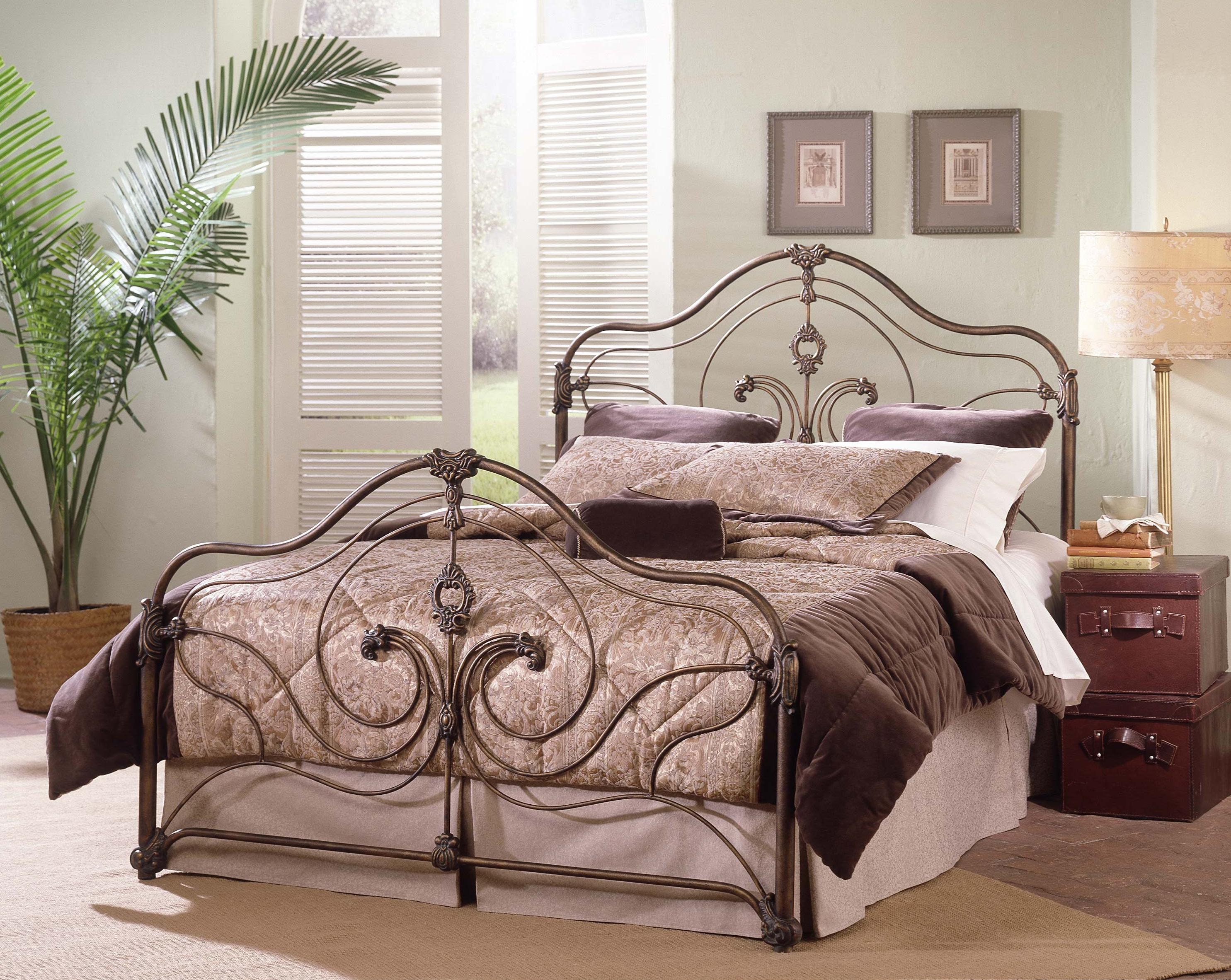 Elements International Bedroom Provence Metal Bed Provence