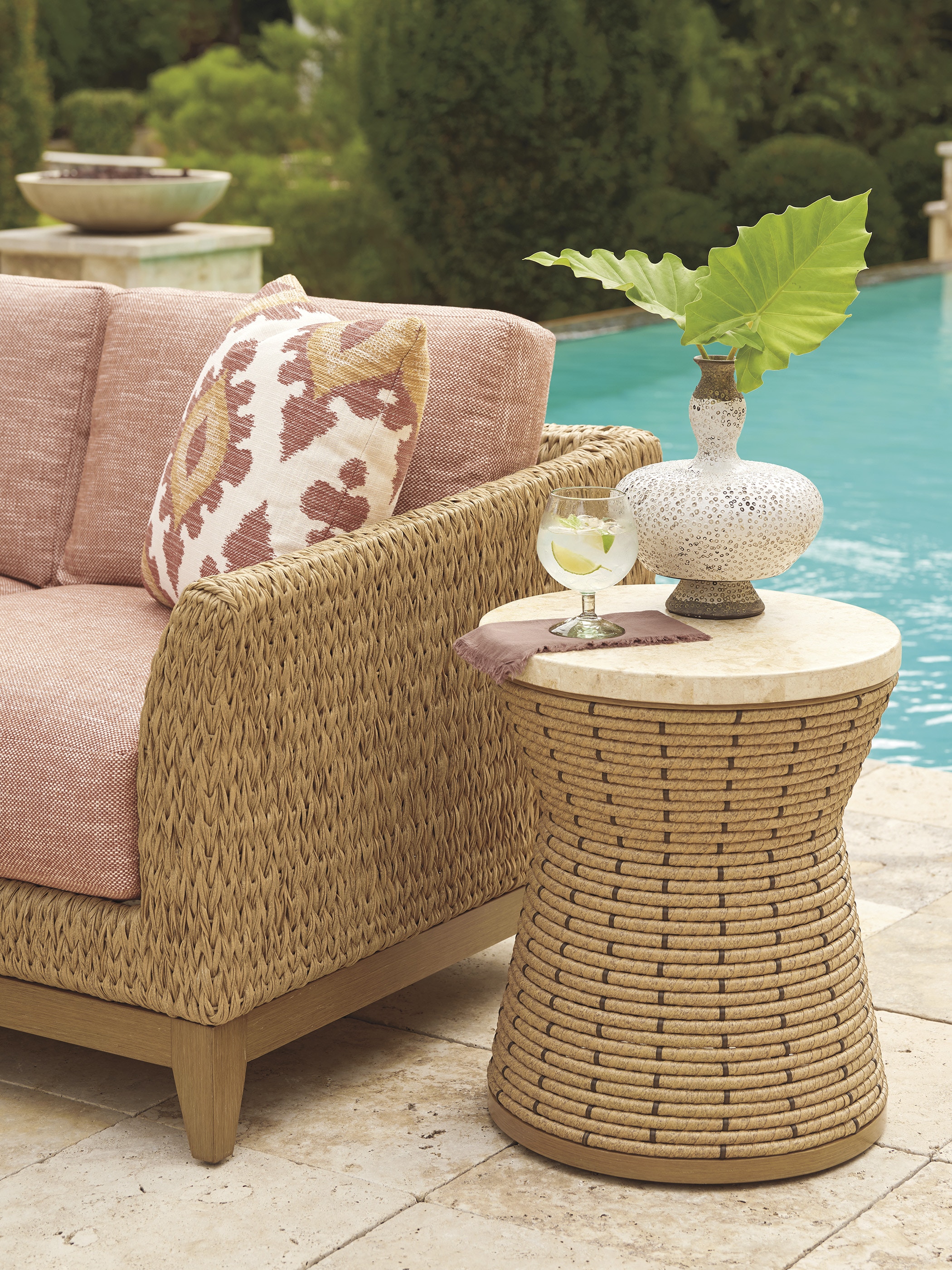Tommy Bahama Outdoor Living Outdoor Furniture Round Side Table 3930