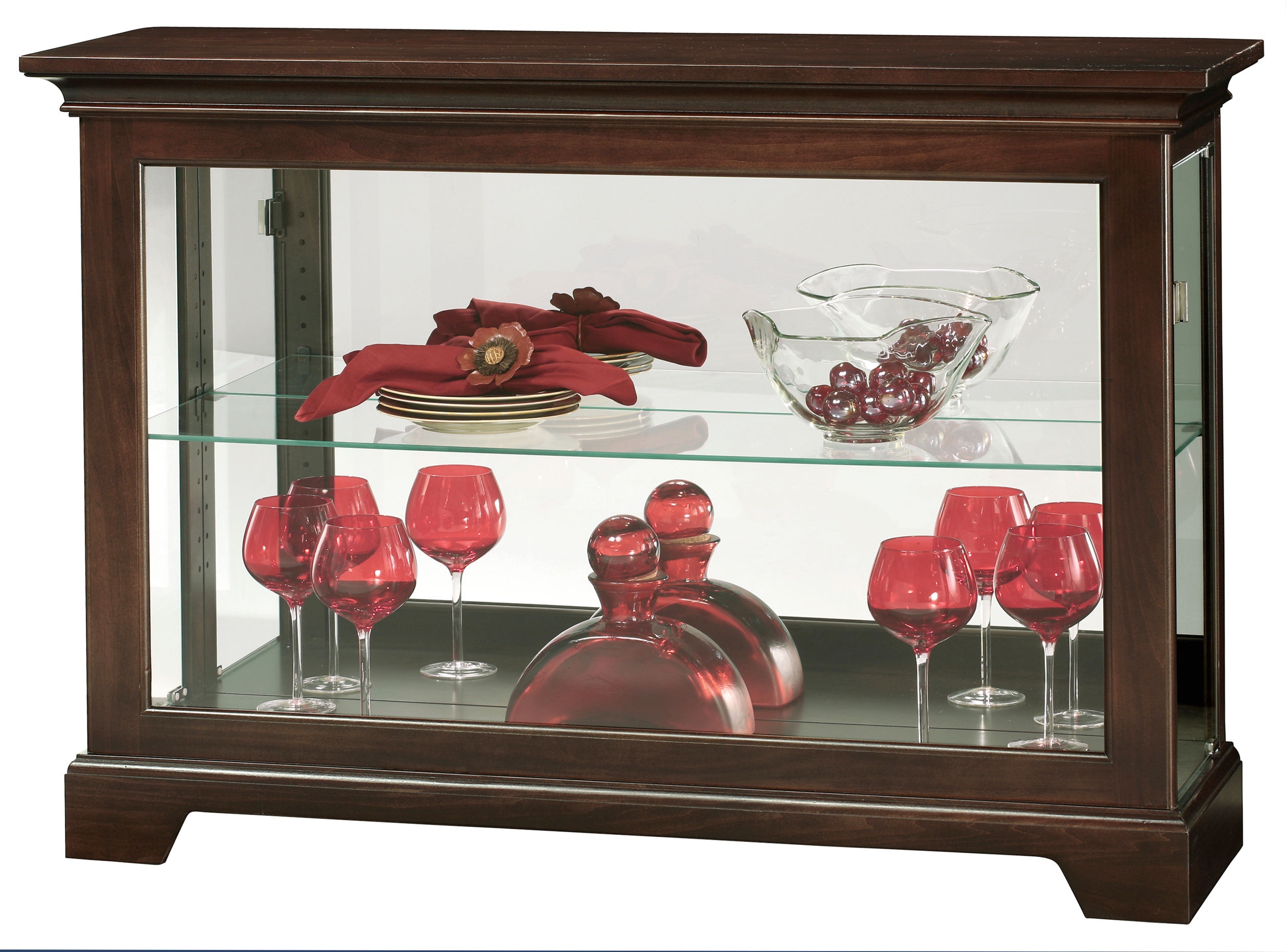 Howard miller deals wilshire curio cabinet