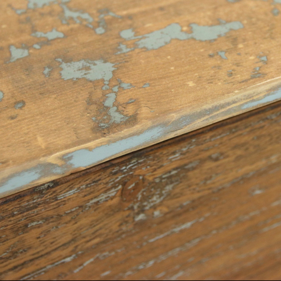 Furniture Classics Bedroom Keaton Chest 20092 Silk Greenery Home