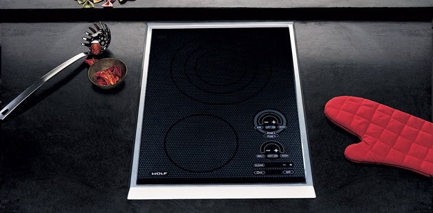 Wolf electric store cooktop