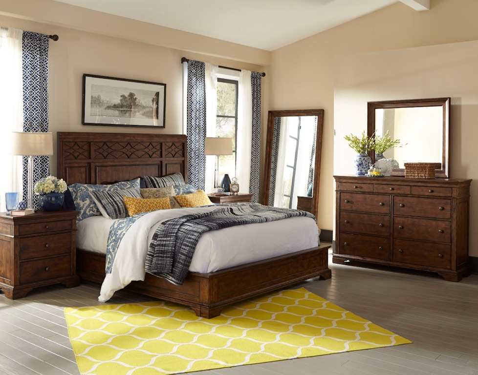 bedroom trisha yearwood - katie panel bed