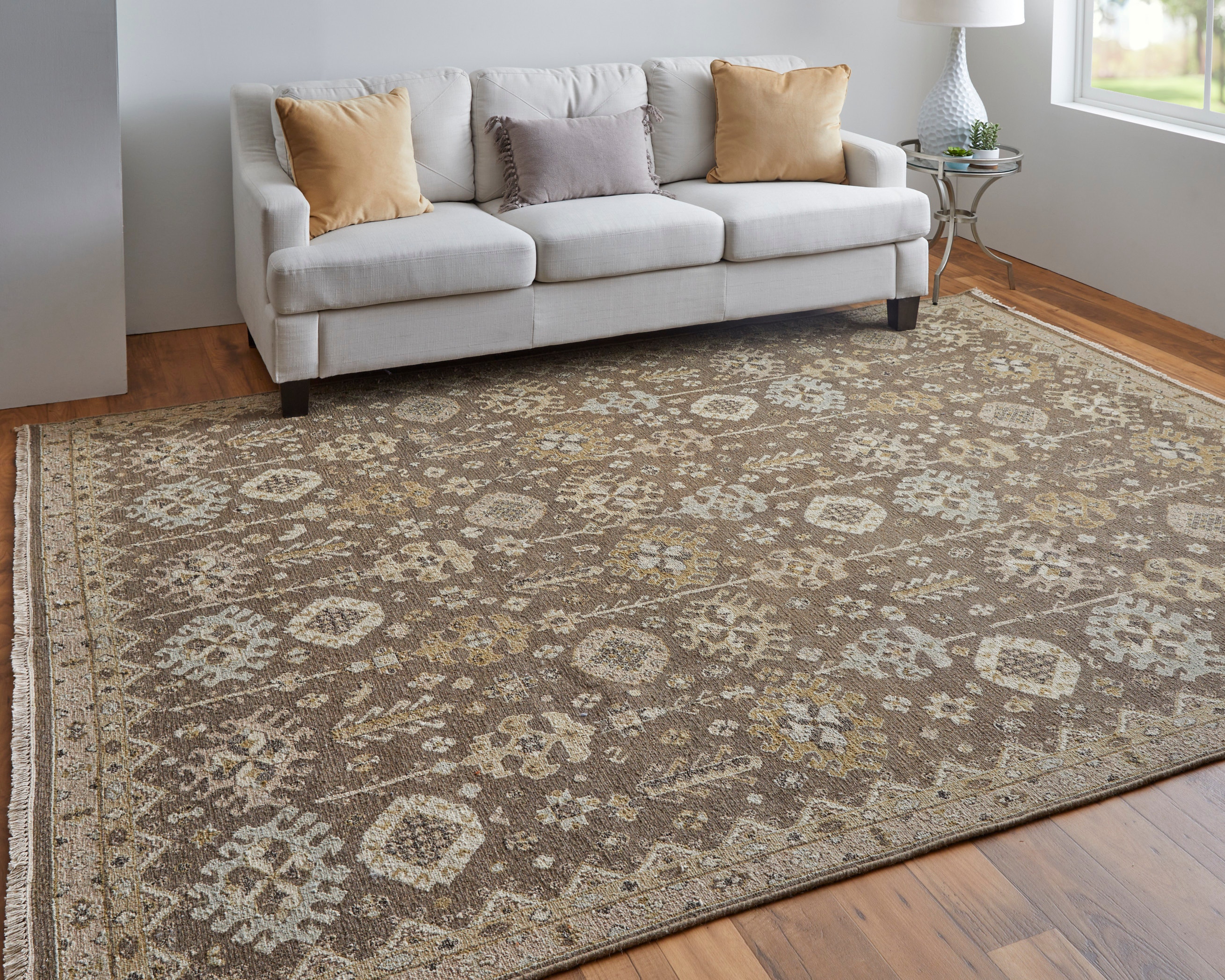 Corbitt Traditional Oriental, Brown/Ivory, 5'-6